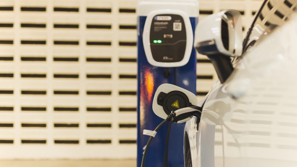 Comment faire des bénéfices avec les bornes de recharge pour VE