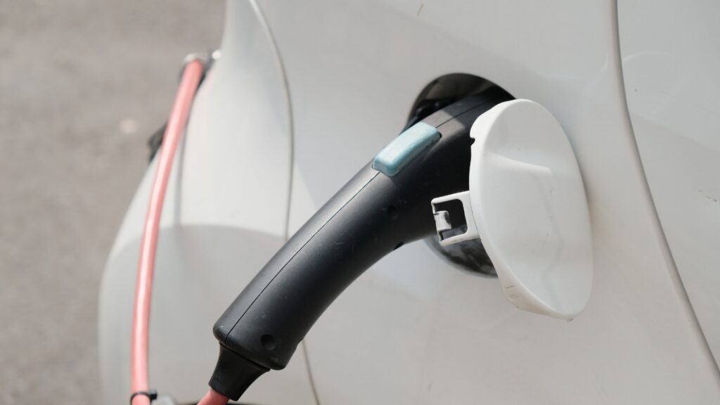 Préparer l&rsquo;installation de bornes de recharge sur votre lieu de travail