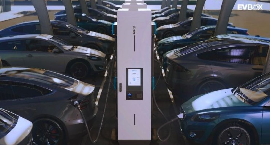 EVBox Troniq Modular fast charging station charging electric vehicles