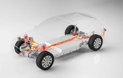 Image translucide d'une voiture avec son moteur et ses roues à l'intérieur.